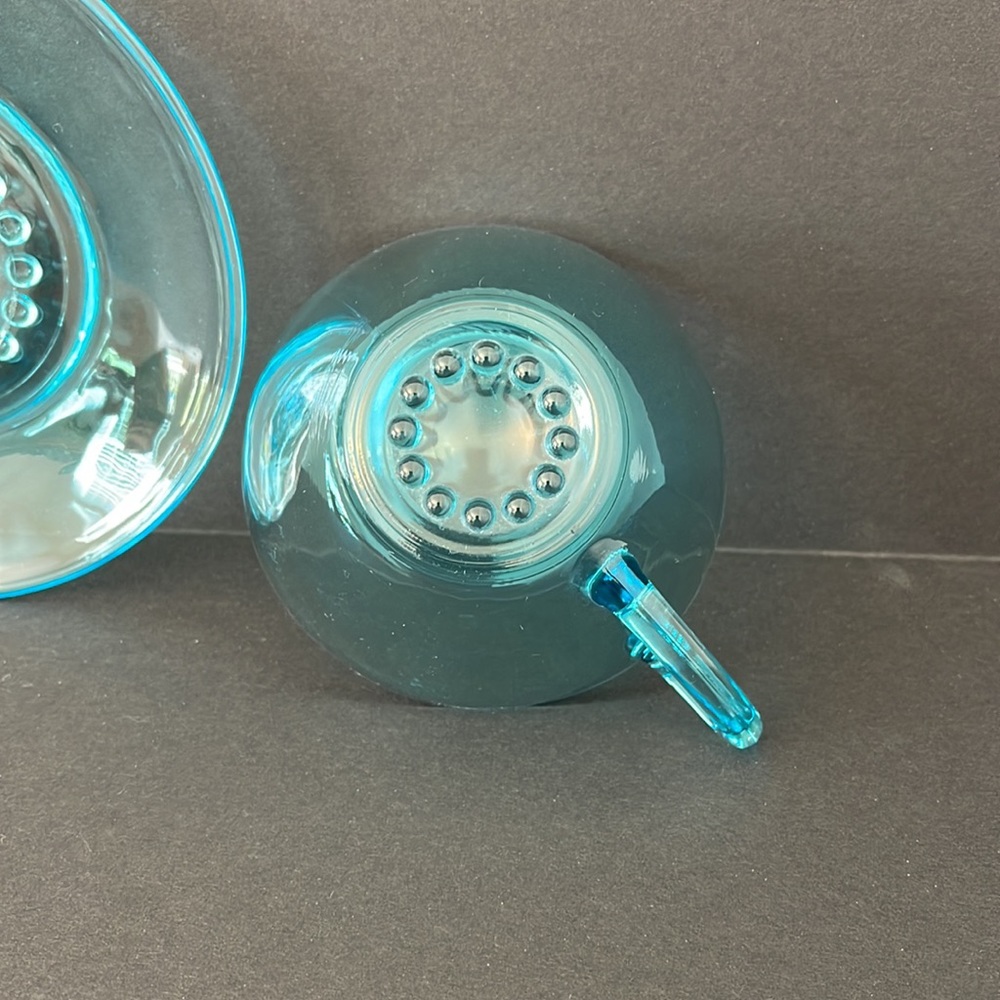 Stunning Hazel Atlas‎ Coffee Cup in Blue Capri Hobnail - Picture 3 of 6